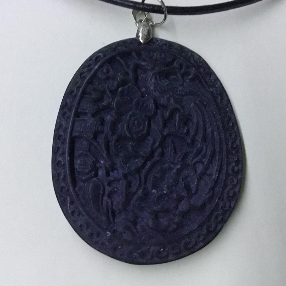 Intricate Black Pendant Necklace